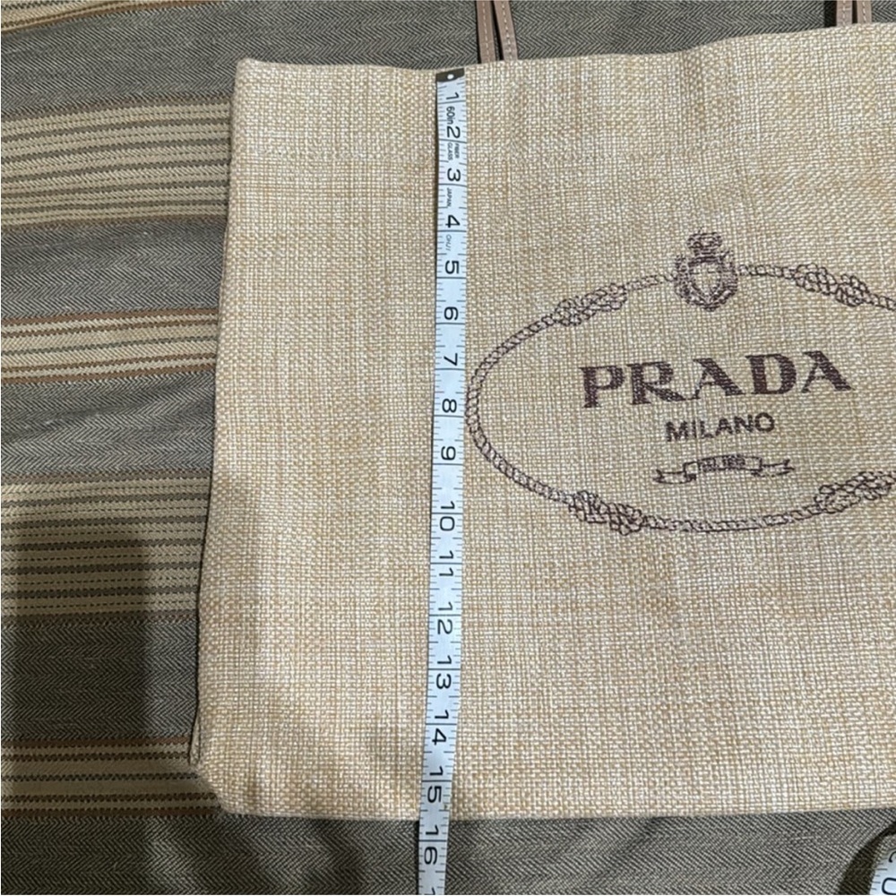 Prada Raffia Tote Bag - Picture 4 of 9